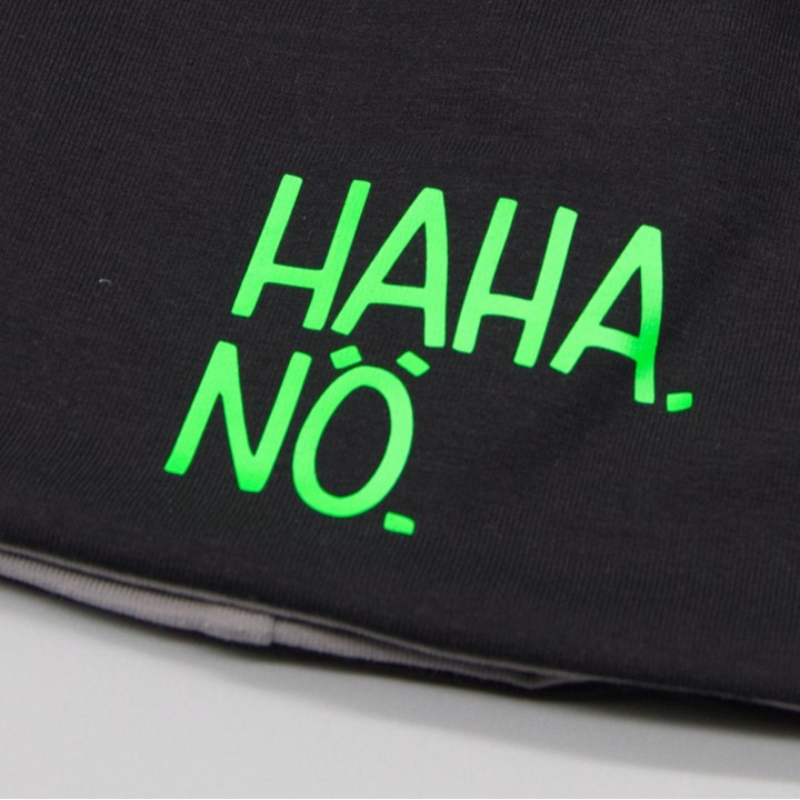 Kindermütze Beanie „HAHA Nö“ – schwarz – Neon Gelb u. Grün – frech u. handgemacht – zweilagig – Mütze Kinder Frühling & Herbst