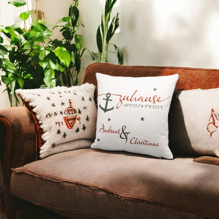 Kissen "Zuhause" personalisiert mit Koordinaten u. Wunschnamen